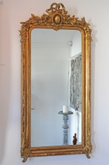 Antiker Pfeilerspiegel,Historismus, vergoldet