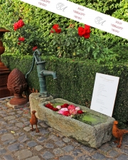 Ein Gartenbrunnen, Granitstein