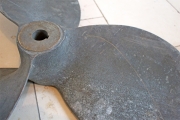 Eine alte, große Schiffsschraube, Bronze