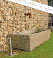 Historisches Brunnenbecken, Kalkstein