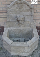 Wandbrunnen, Löwenkopf, Blaustein